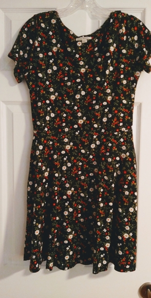 Black floral dress- super soft - Picture 1 of 3